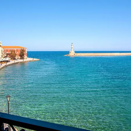 Lucia Hotel