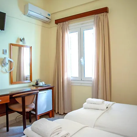 Lucia Hotel