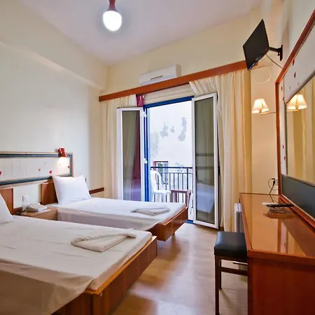 Lucia Hotel